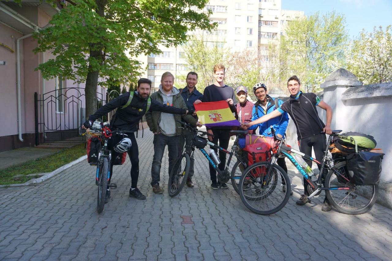 Lenin Street Hostel & Tours 蒂拉斯波尔 外观 照片